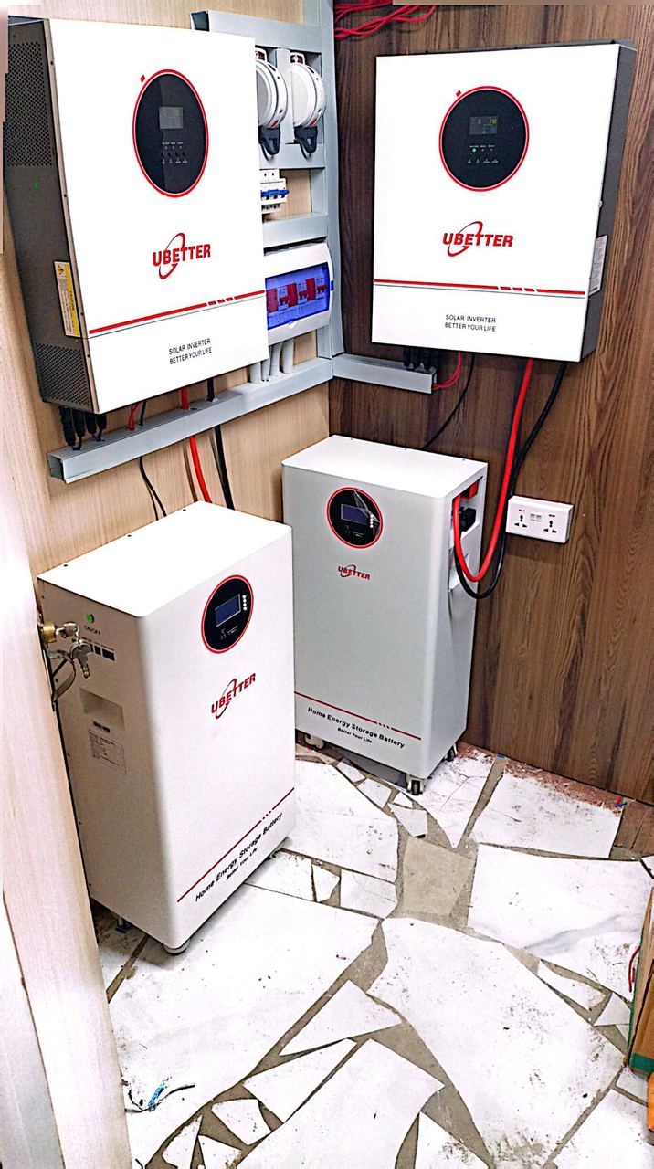 Hybrid inverter with two floor-standing batteries